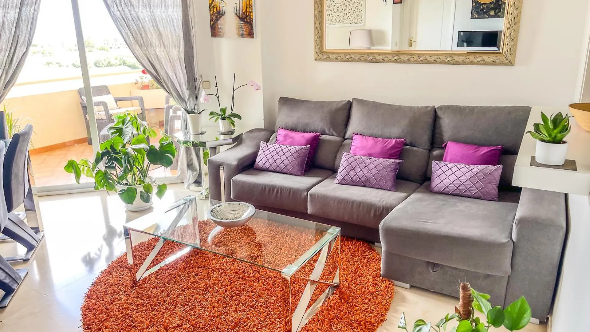 Modern Apartment With Terrace - 2 Min From The Beach Estepona